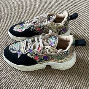 Adidas Originals size 7 suede trimmed floral print snake effect sneakers